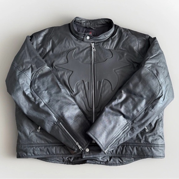 Size XL - Air Jordan x Travis Scott Waxed Jacket - (DZ5474 Size XL - Air Jordan x Travis Scott Waxed Jacket - (DZ5474